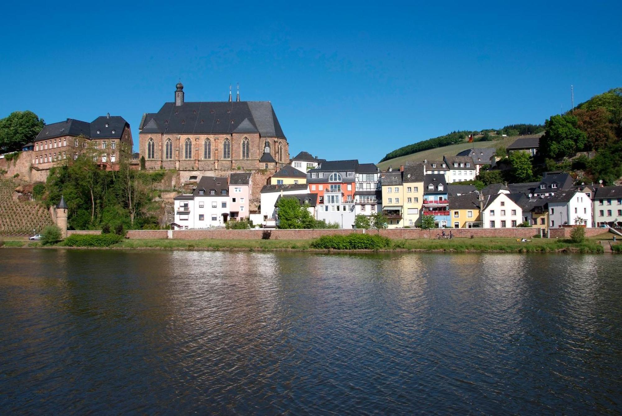 Hotel Wirtshaus zum Pferdemarkt Saarburg Exterior foto